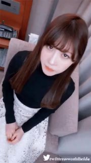 Abella Dangers与陌生人的自发遭遇